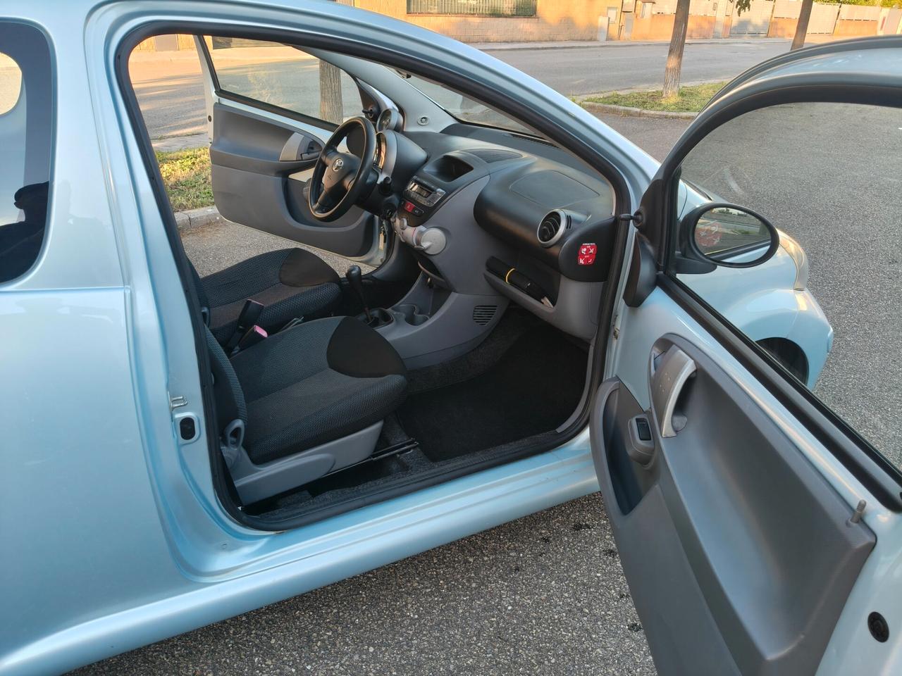 Toyota Aygo 1.0 3 porte SOLO 134.000 KM