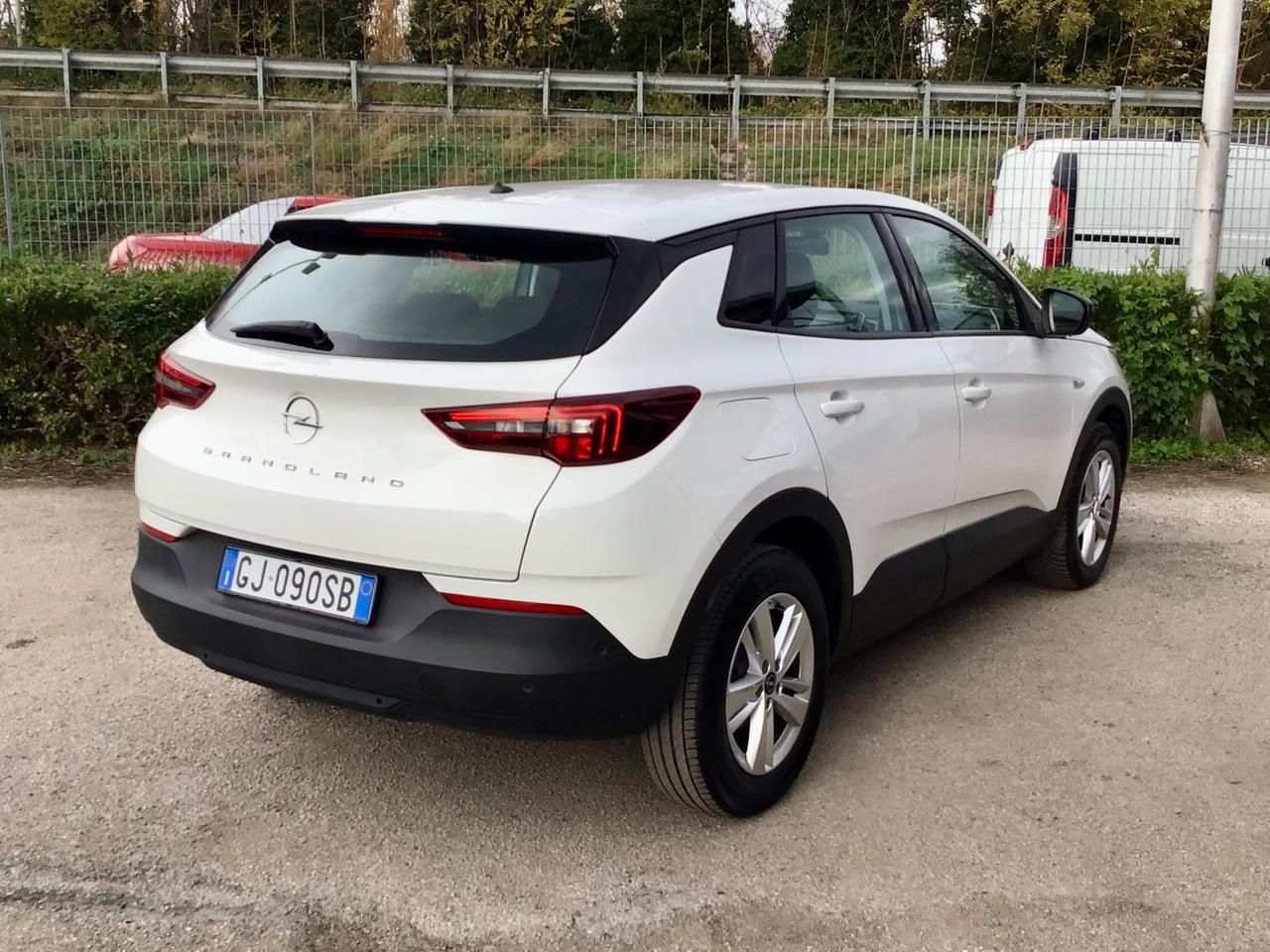 Opel Grandland 1.2 Turbo 12V 130 CV Business Elegance