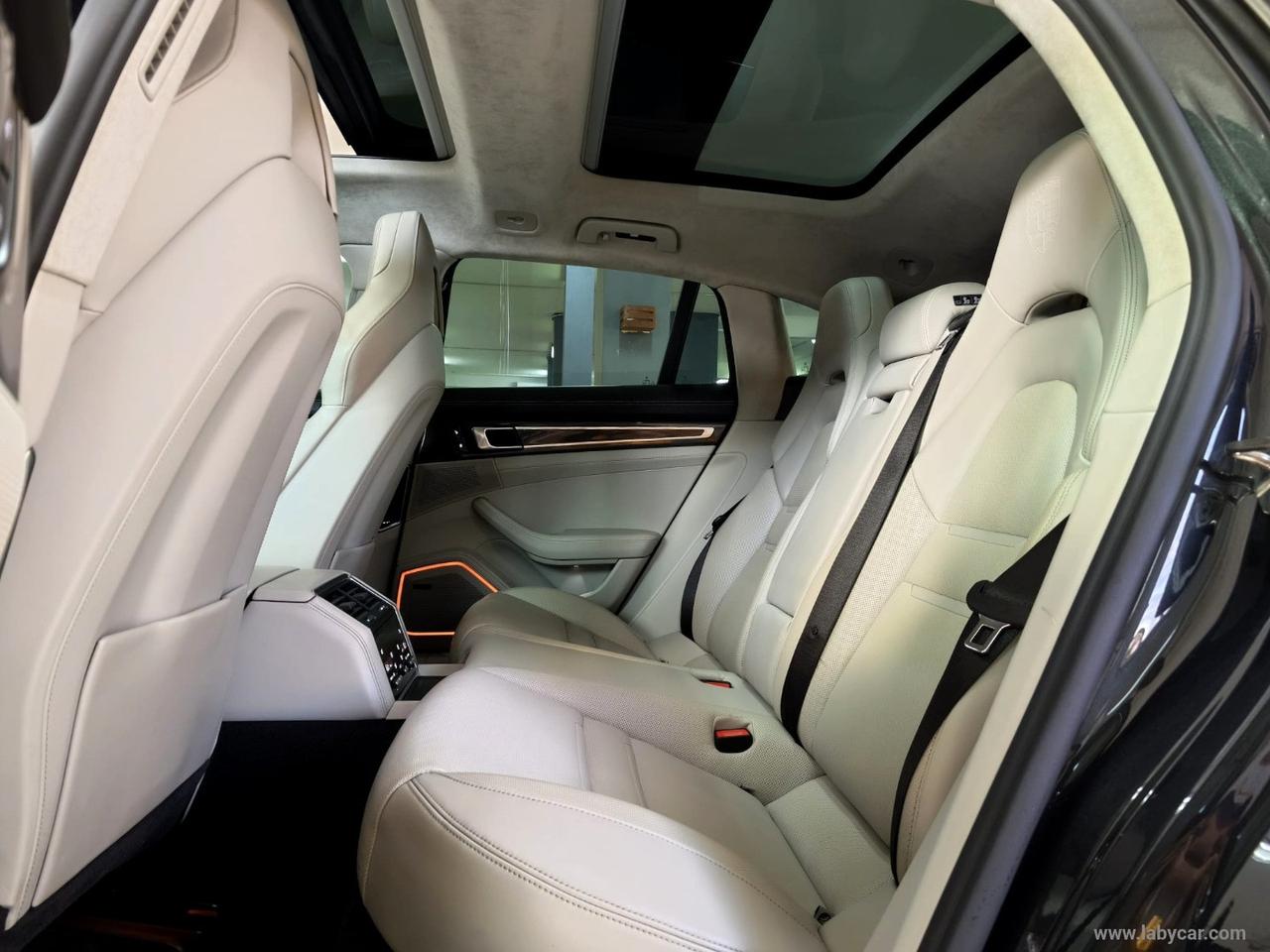 PORSCHE Panamera Turbo Sport Turismo