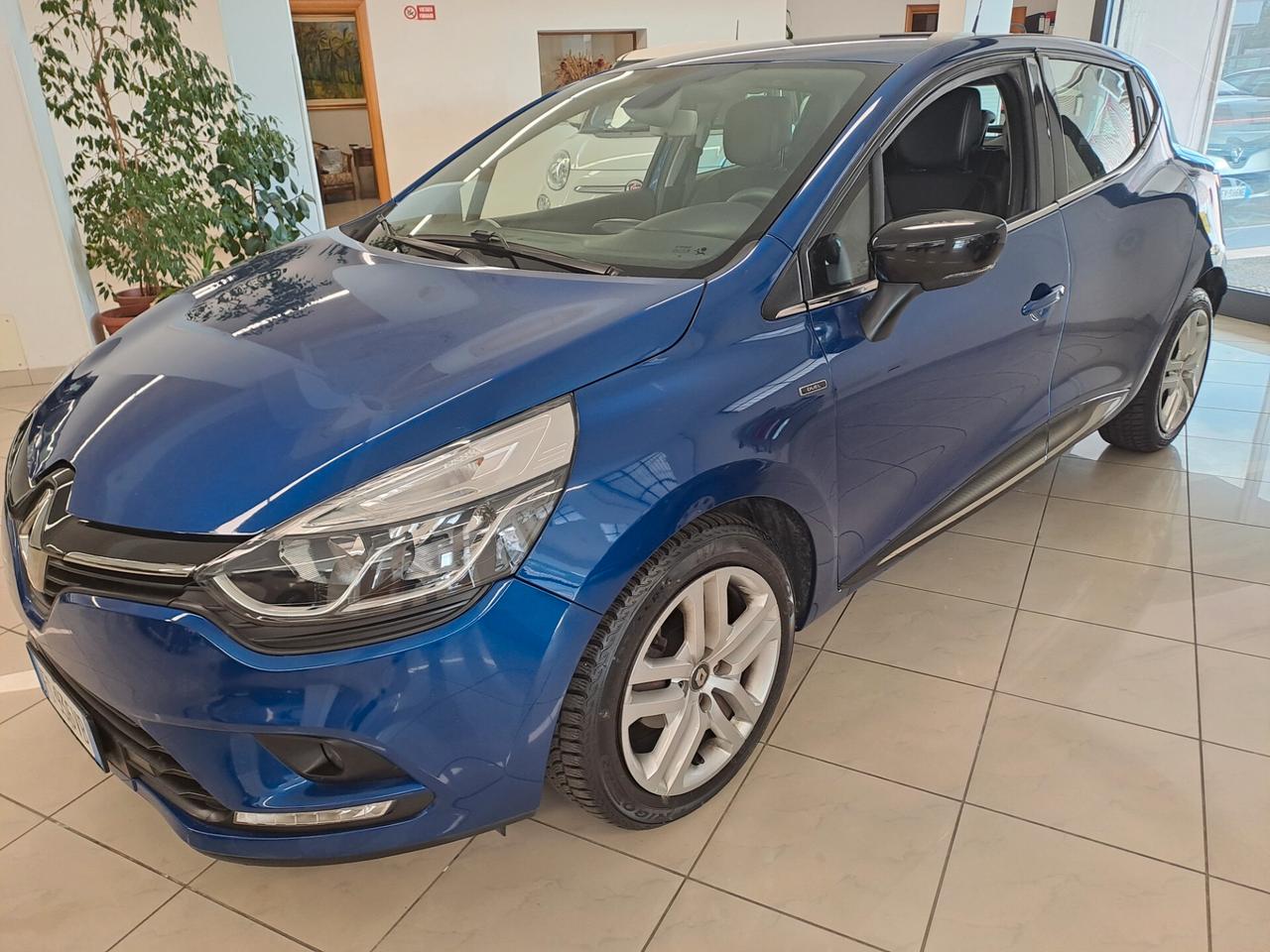 Renault Clio dCi 8V 75 CV Start&Stop 5 porte Energy Duel
