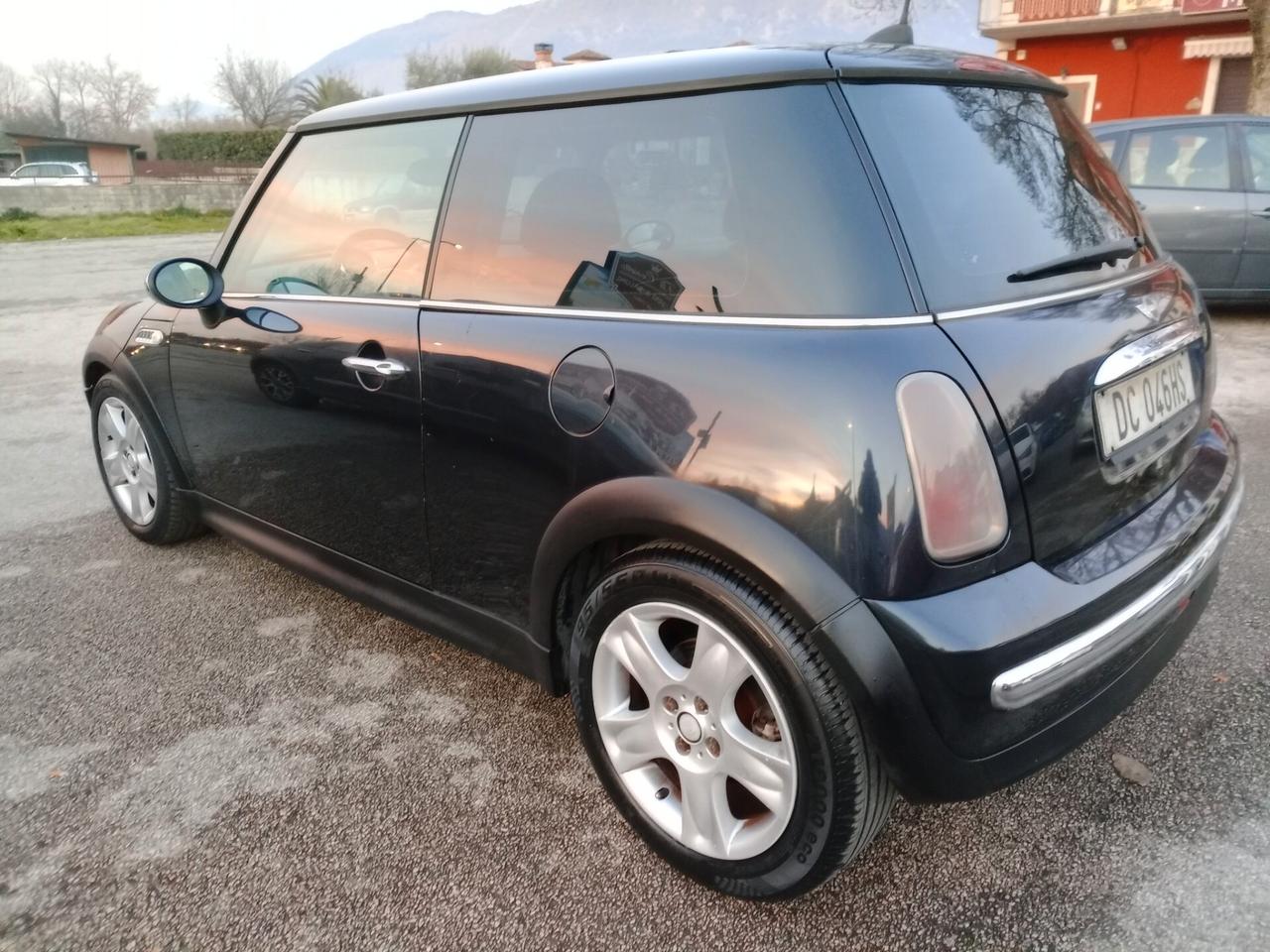 Mini 1.4 tdi One D ( per neopatentati)