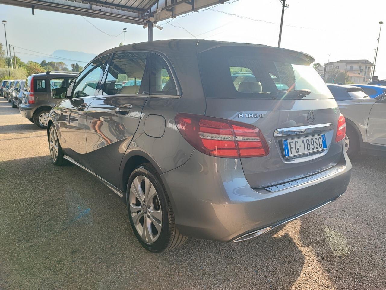 Mercedes-benz B 180 d Automatic Premium