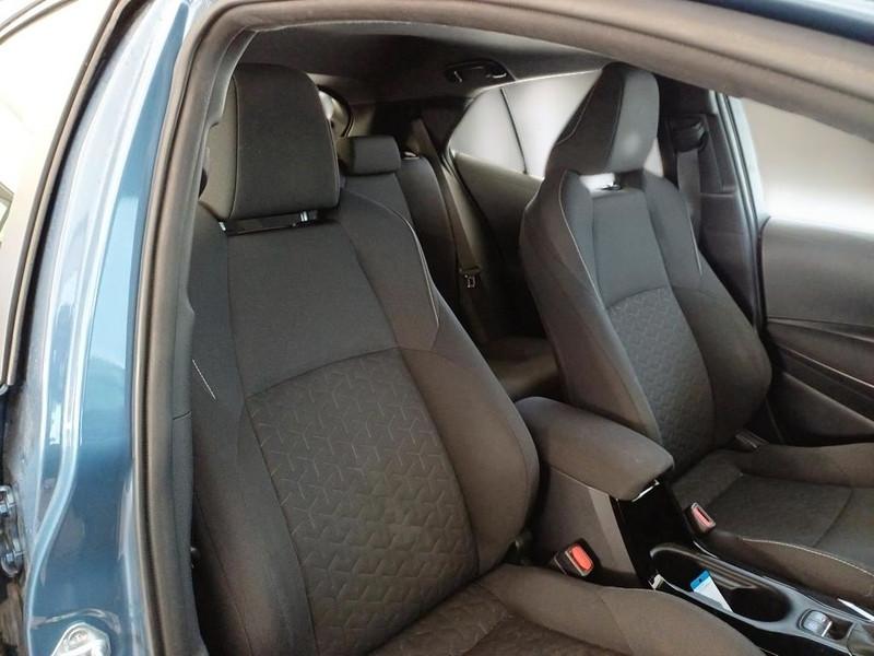 TOYOTA COROLLA 1.8 HYBRID BUSINESS AUTO 5 PORTE BERLINA