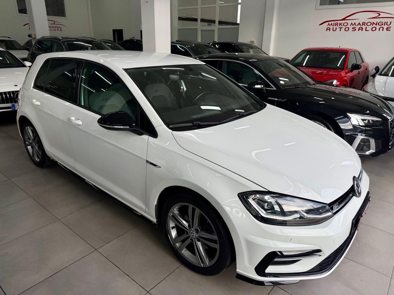 VW GOLF 1.6 TDI 115 CV R LINE finanziabile