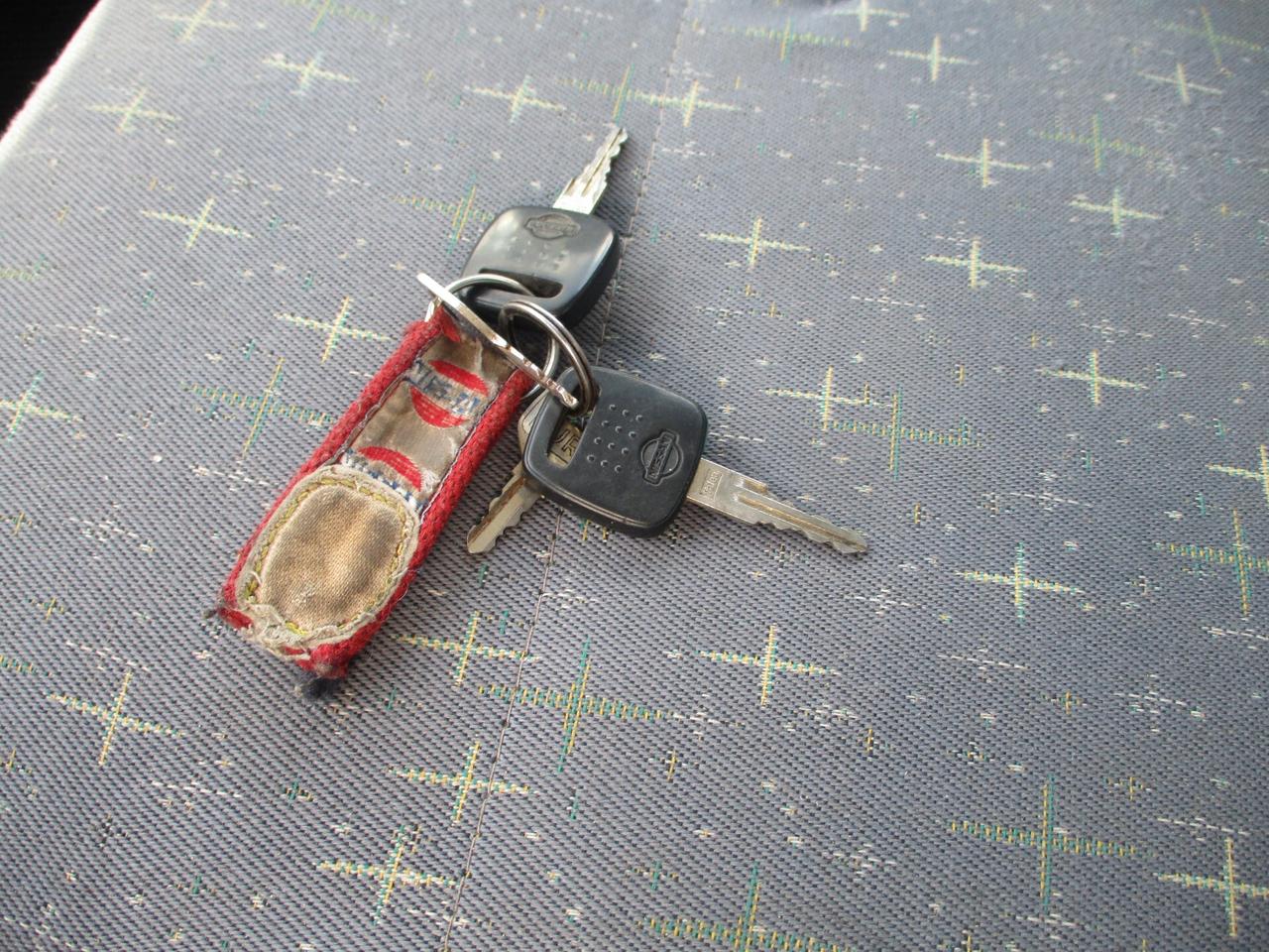 Nissan Cabstar 3000 120CV RIBALTBILE TRILATERALE **PERFETTO**