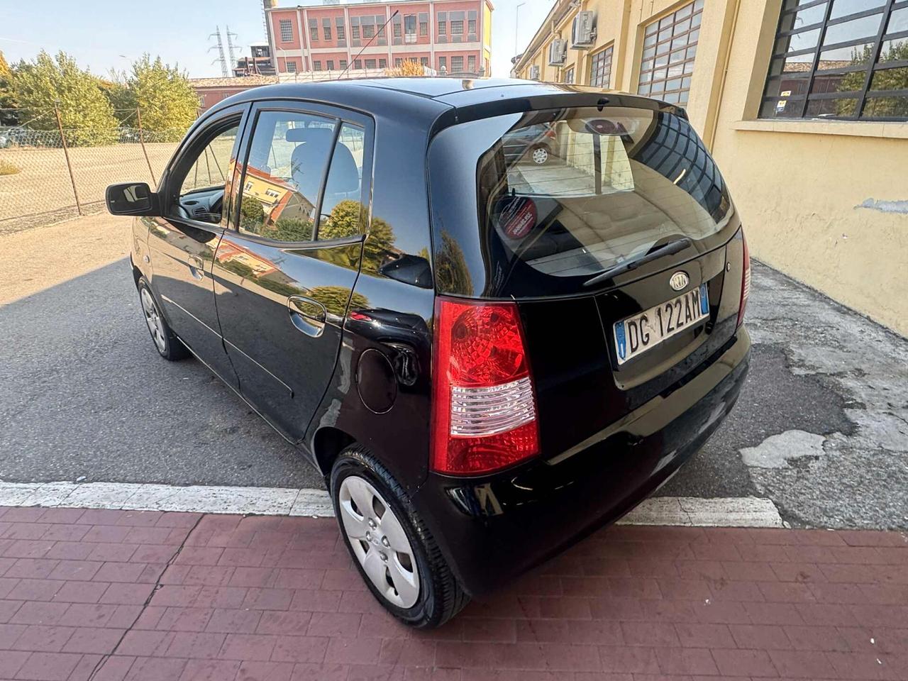 Kia Picanto 1.0 Benzina 12V NEOPATENTATI