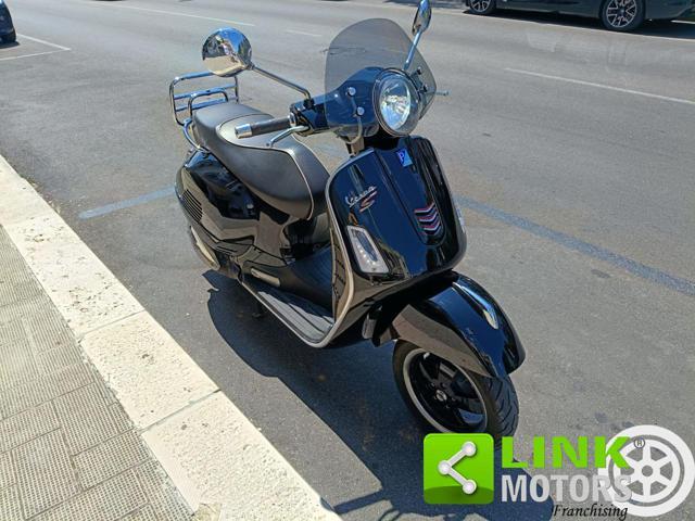 PIAGGIO Vespa GTS 300 Super ABS