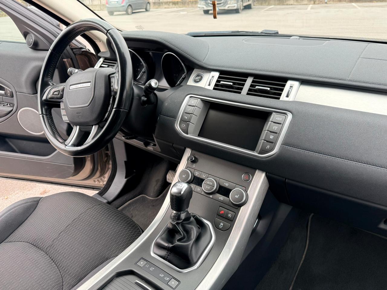 Land Rover Range Evoque 2.0 TD4 180 CV 5p. Pure