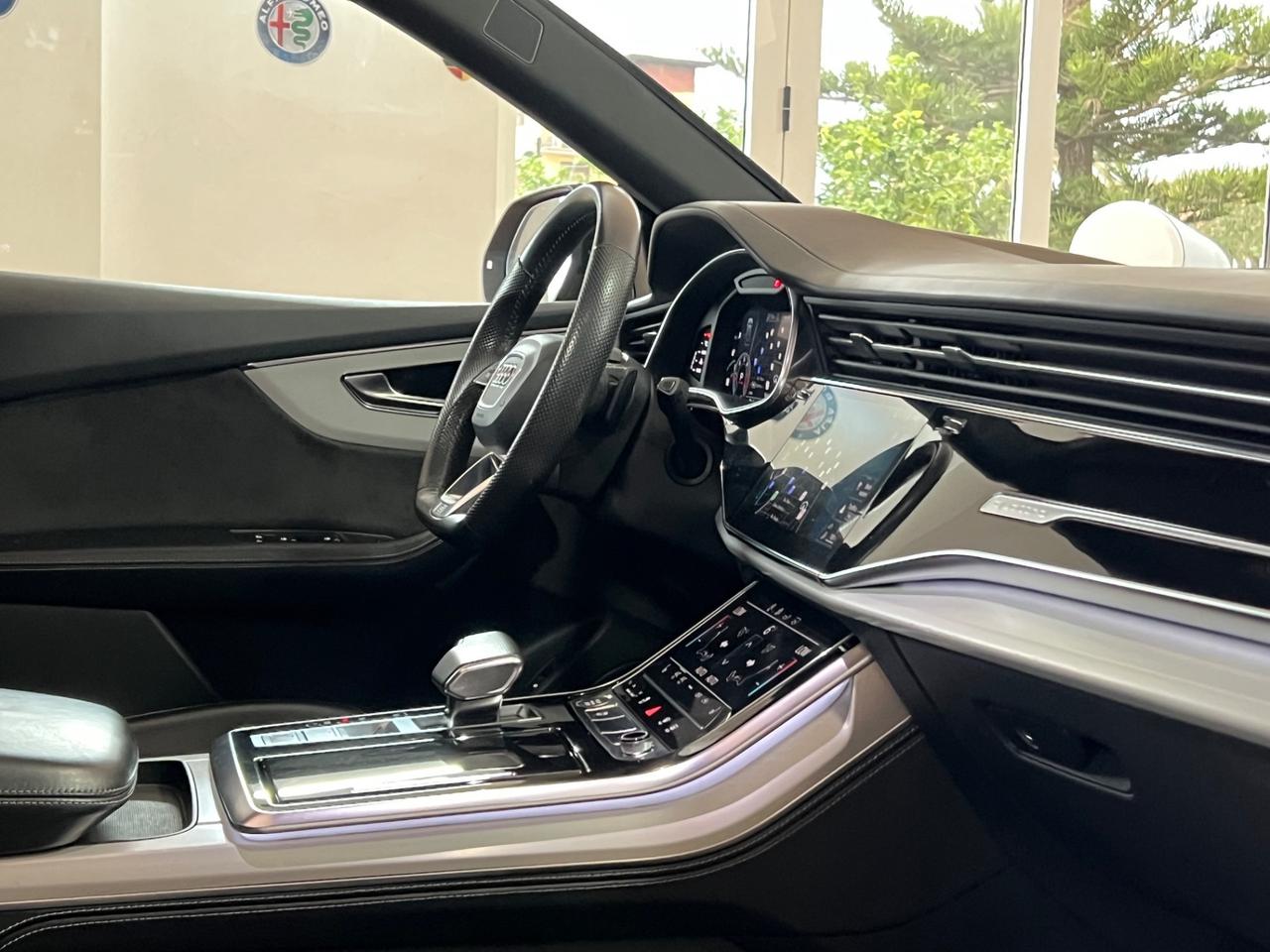 Audi Q8 50 TDI 286 CV quattro tiptronic Sport S line total black full optional