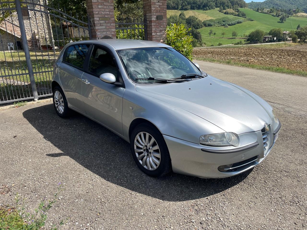 Alfa Romeo 147 1.9 JTD 16V cat 5p.