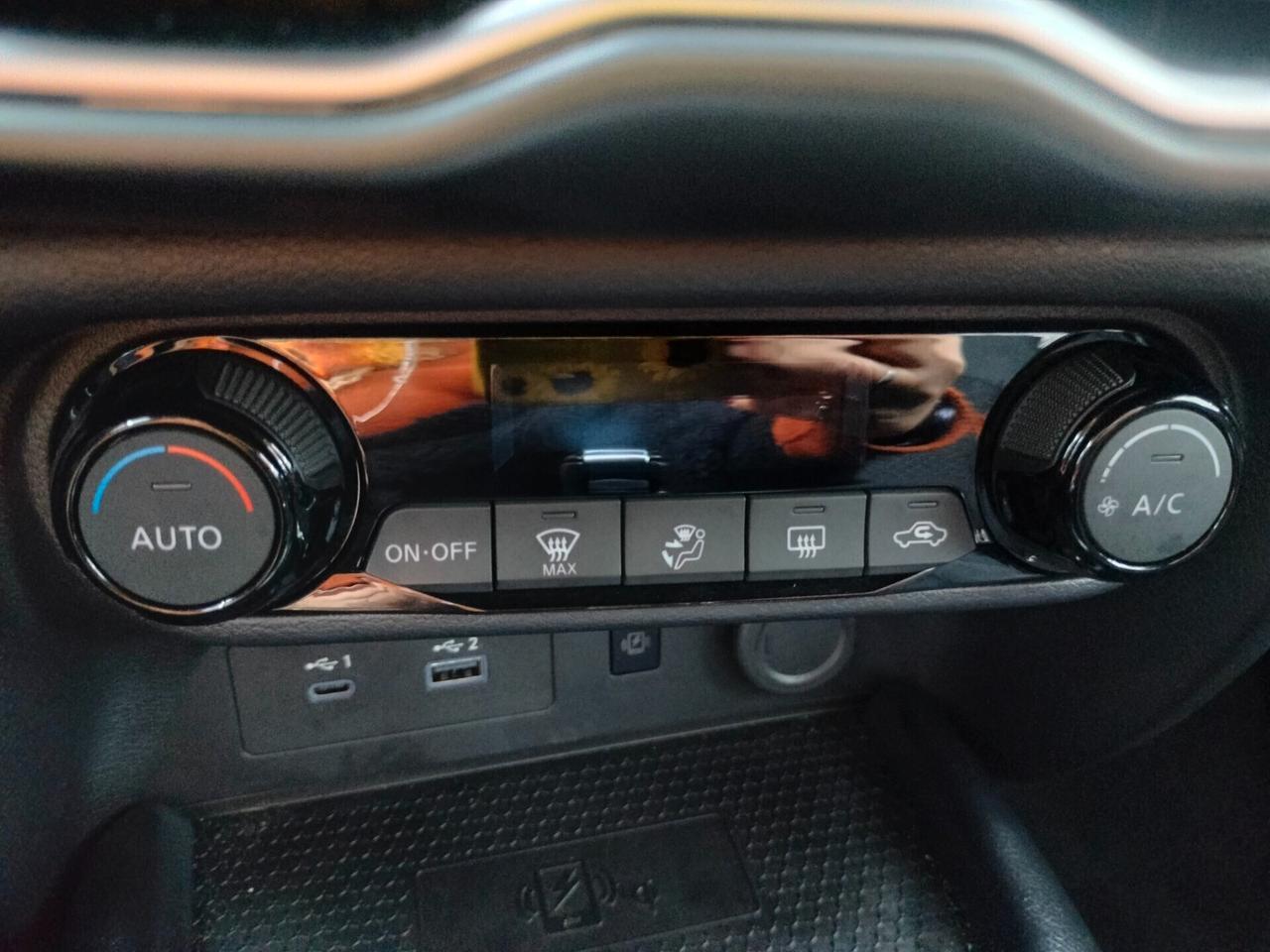 Nissan Juke 1.0 DIG-T 114 CV DCT N-Connecta