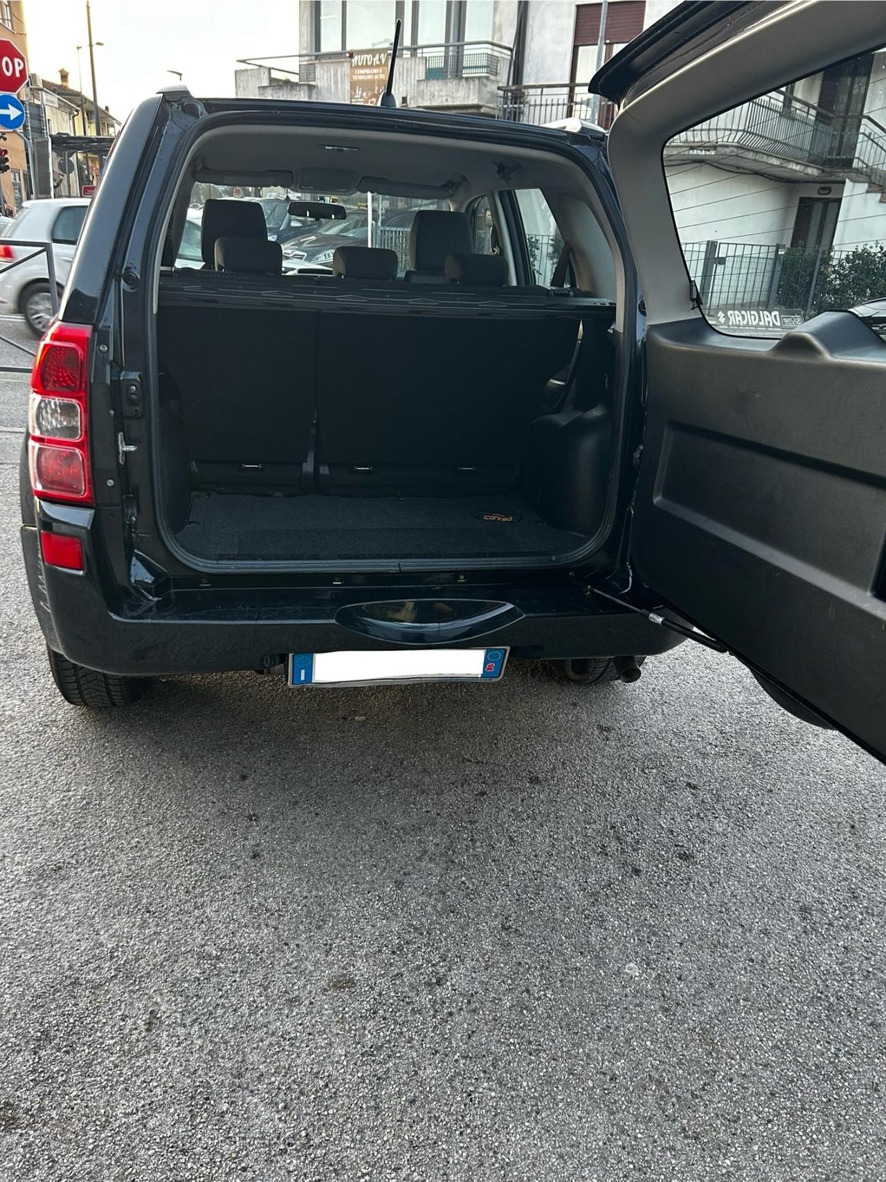 Suzuki Grand Vitara 1.9 DDiS 5 porte Executive 4X4