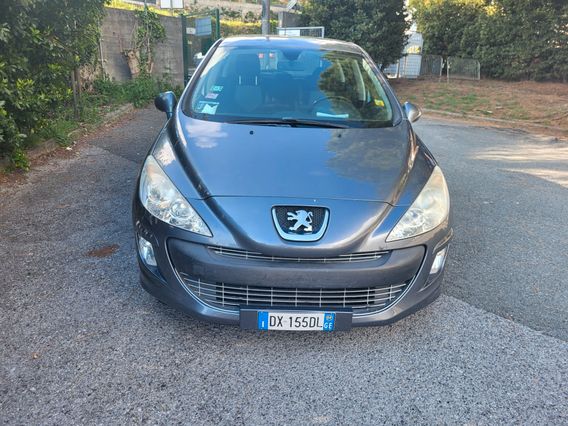 Peugeot 308 1.6 HDi 90CV 5p. Comfort: prezzo e scheda tecnica 