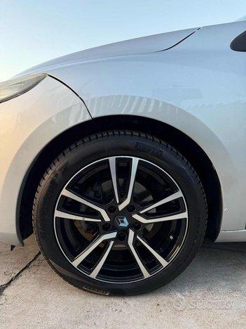 RENAULT Megane Mgane 1.6 dCi 130CV S&S ST GT Li