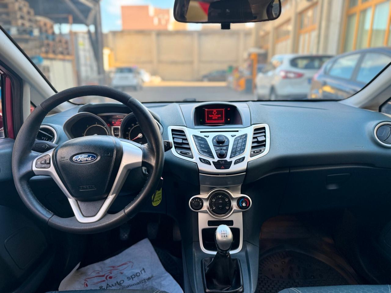 Ford Fiesta 1.4 TDCi 5p. Titanium