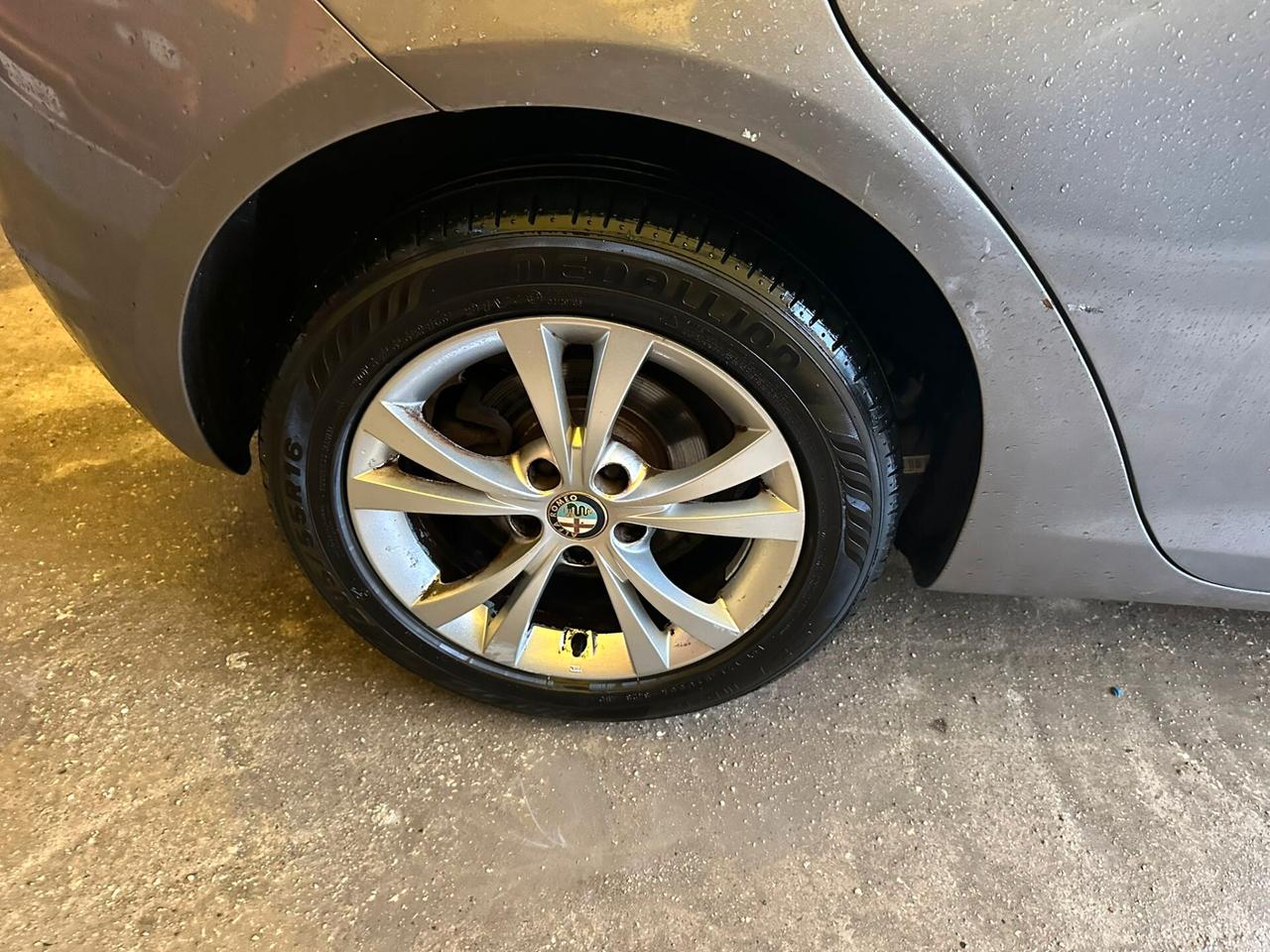 Alfa Romeo Giulietta 2.0cc diesel 12 mesi garanzia-2012