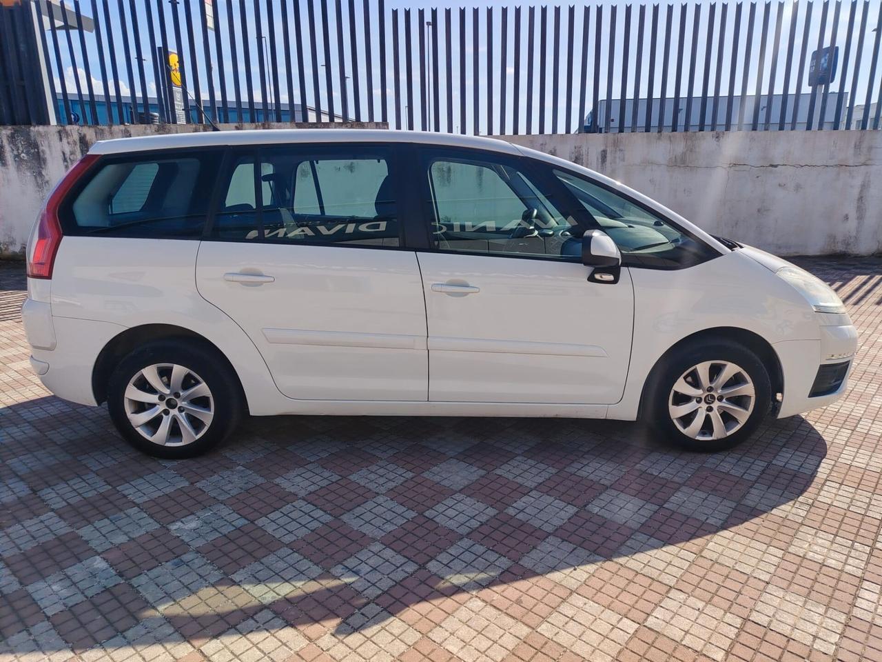 Citroen Grand C4 Picasso 1.6 e-HDi 115 Exclusive