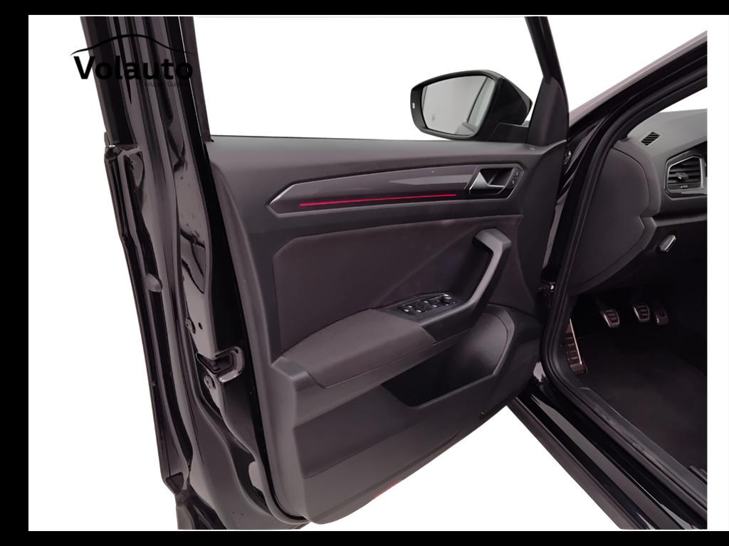 VOLKSWAGEN T-Roc 2017 - T-Roc 1.5 tsi R-LINE