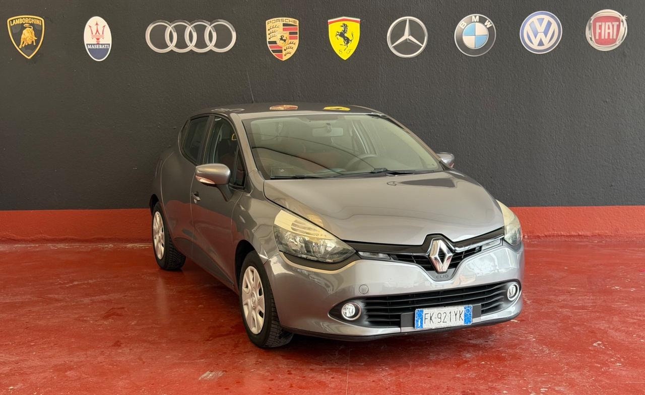 Renault Clio 1.2 75CV GPL 5 porte