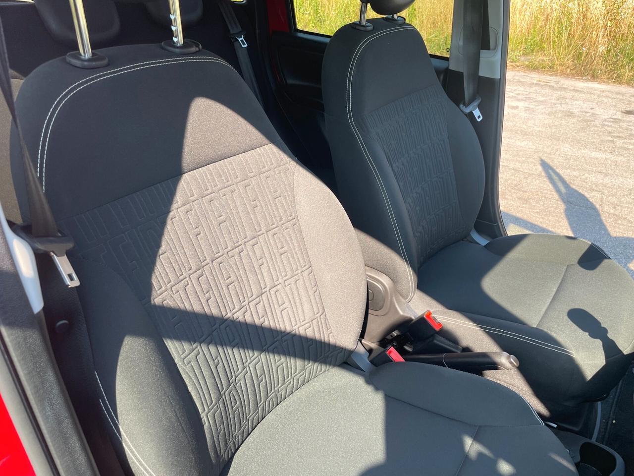 Fiat Panda 1.0 FireFly S&S Hybrid Red