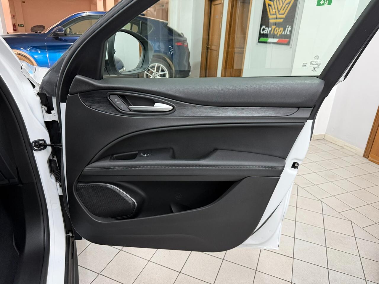 2.2 TD 160CV BUSINESS VETRI SCURI NAVIGAZIONE TAGLIANDATA