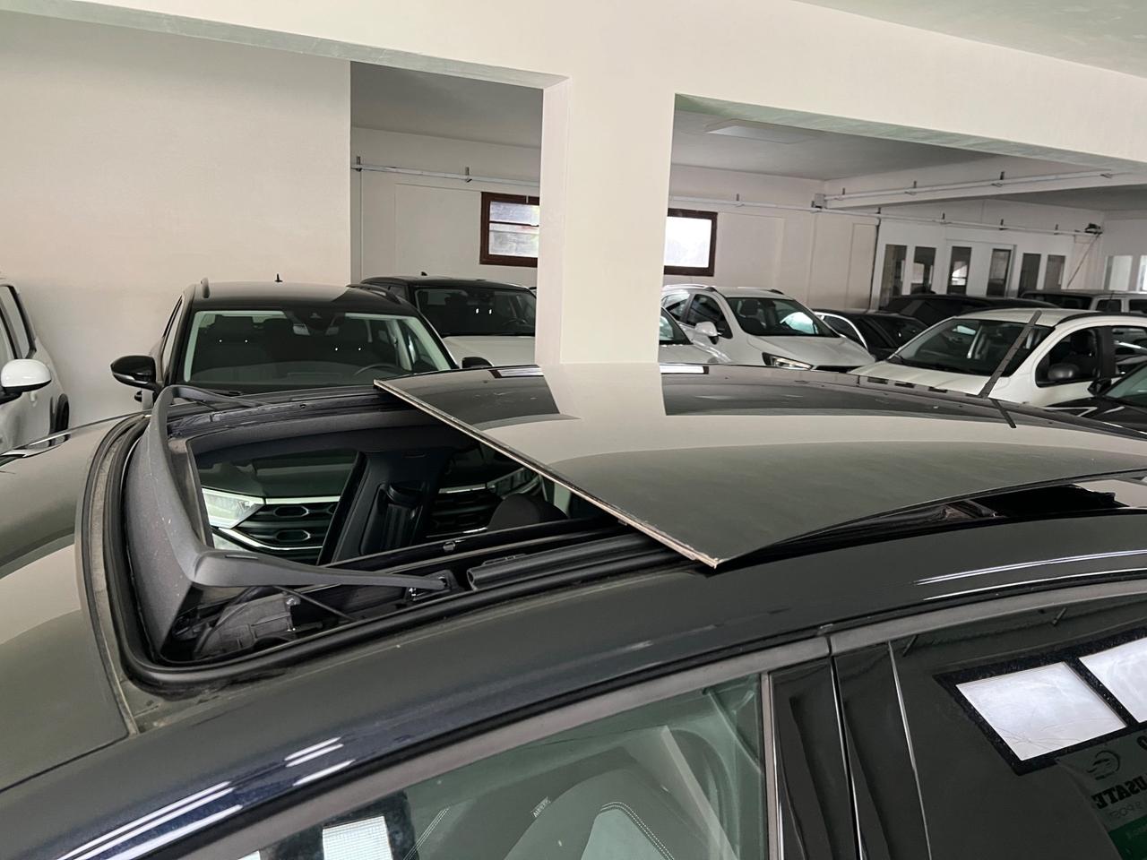 Volkswagen Taigo 1.0 TSI 115 CV R-Line