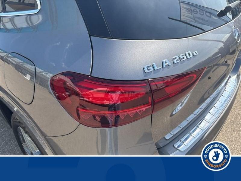 Mercedes-Benz GLA 250 E PLUG-IN HYBRID AUTOMATIC AMG line ADVANCED PLUS