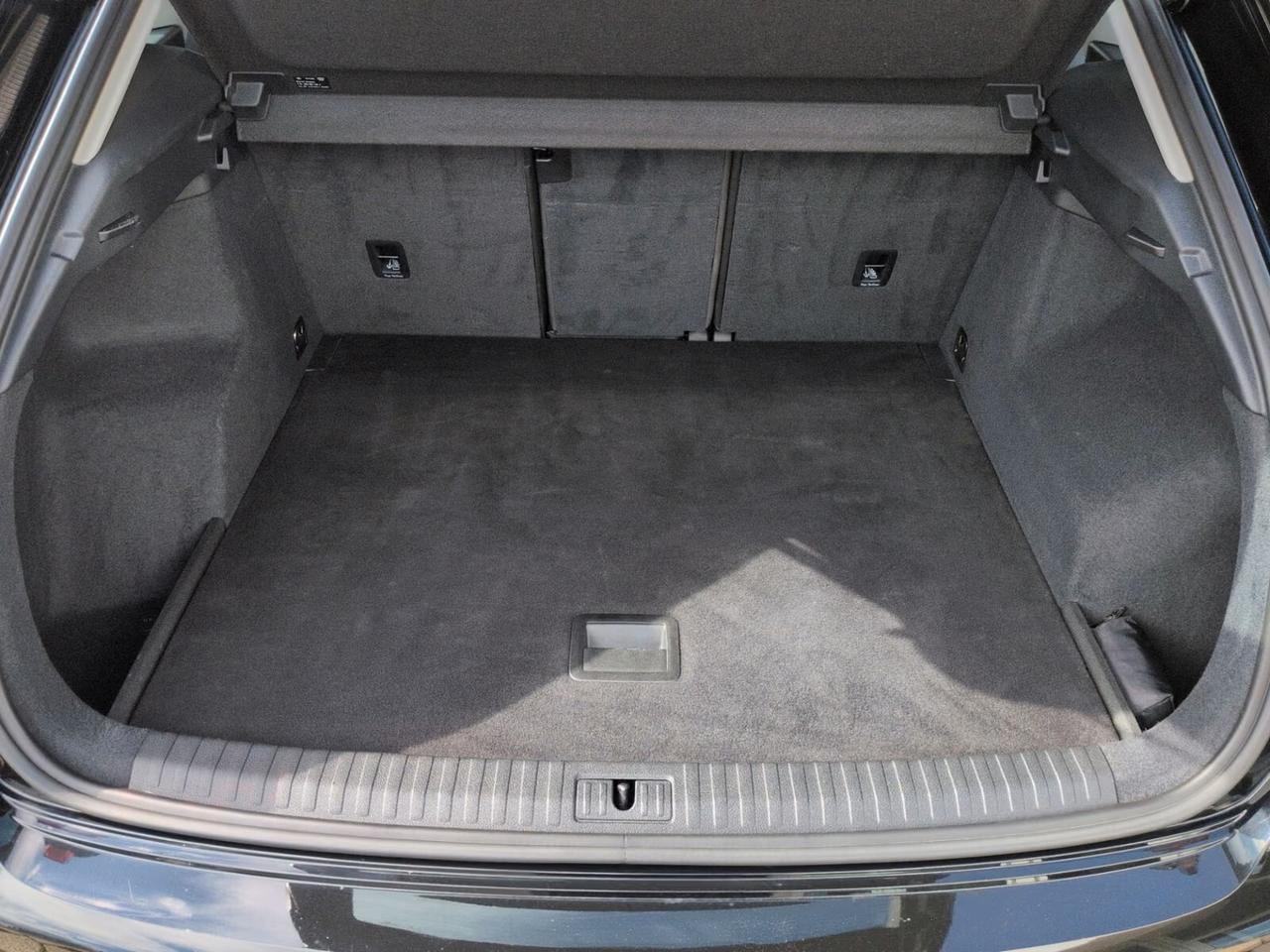 Audi Q3 35 TFSI Business Advanced