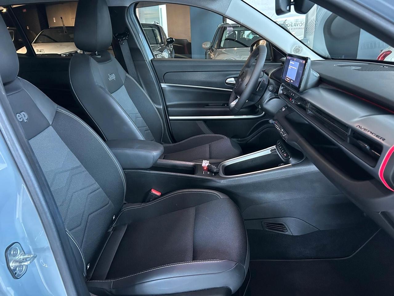 Jeep Avenger 1.2 Turbo 100 CV Summit