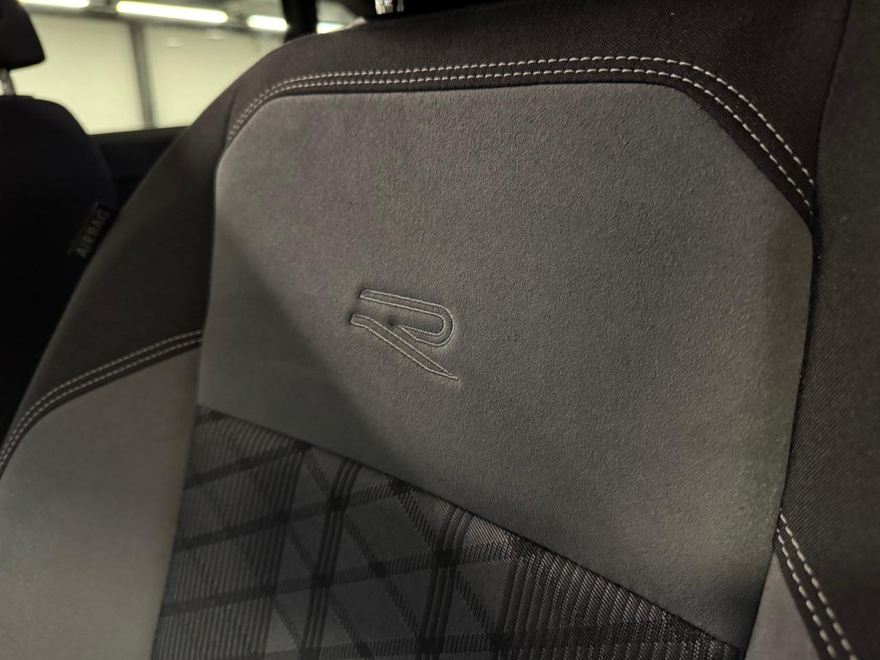 Volkswagen Taigo 1.0 tsi R-Line 115cv Tetto Apribile