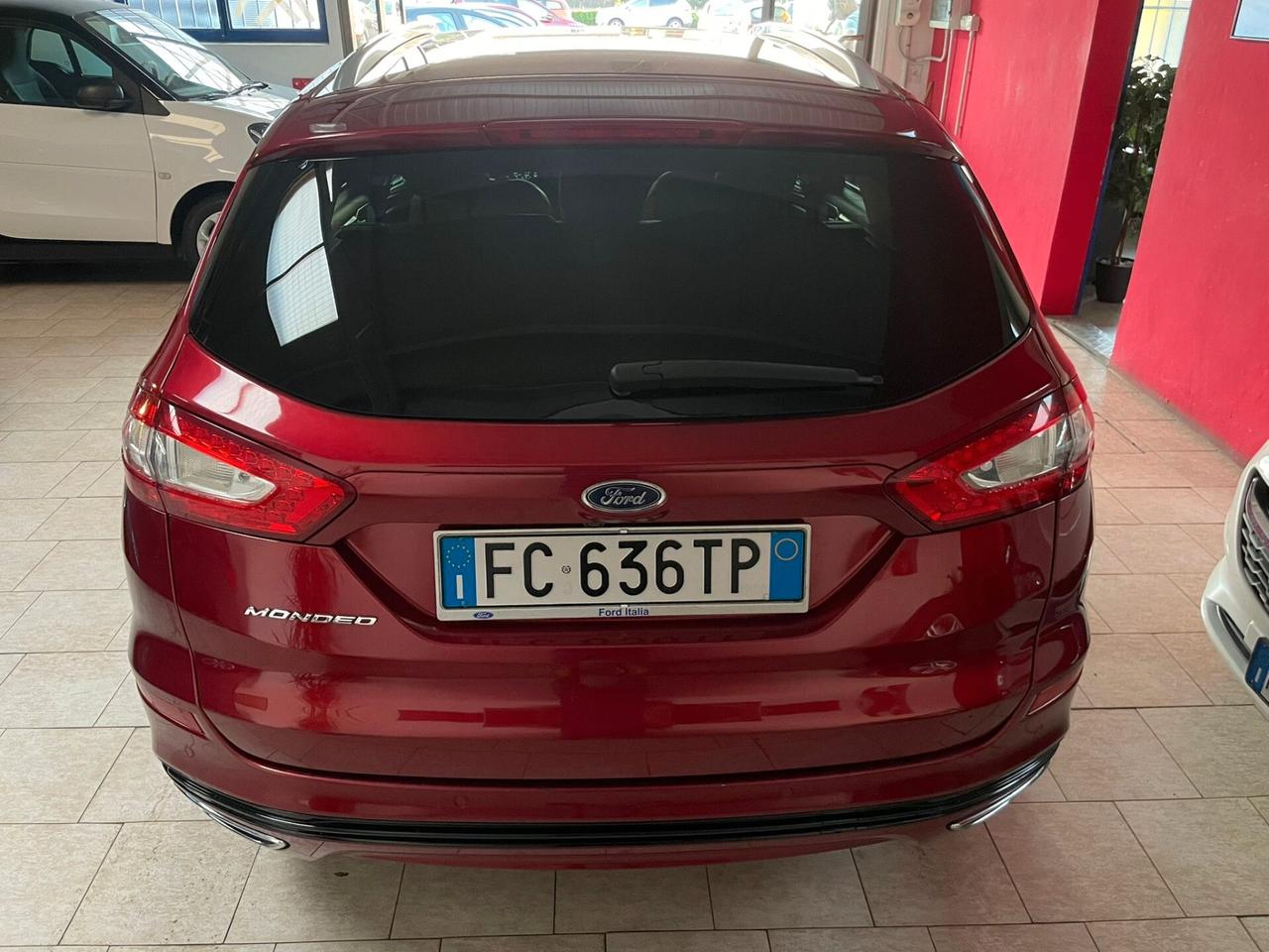 Ford Mondeo 2.0 TDCi Bi Turbo S&S Powershift SW Vignale