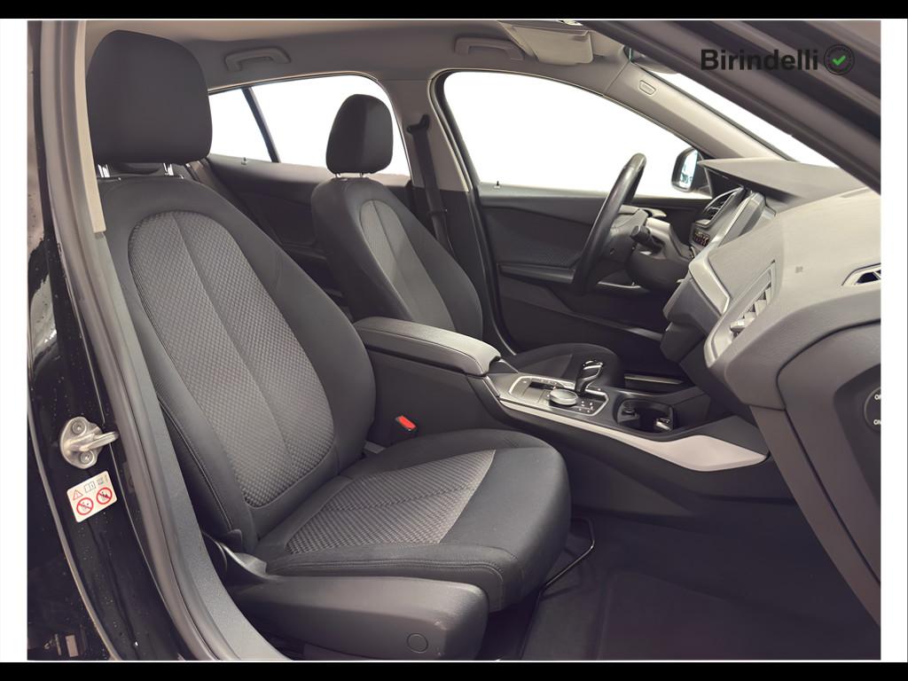 BMW Serie 1 (F40) - 116d 5p. Business Advantage