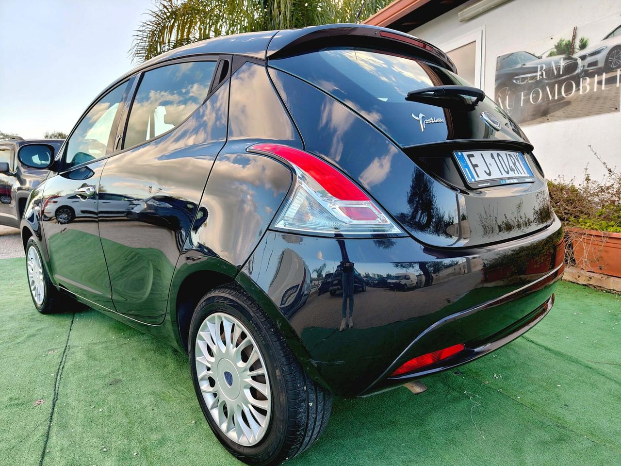 Lancia Ypsilon 1.2 Benzina / Gpl 69 CV 5 porte Gold - 2017
