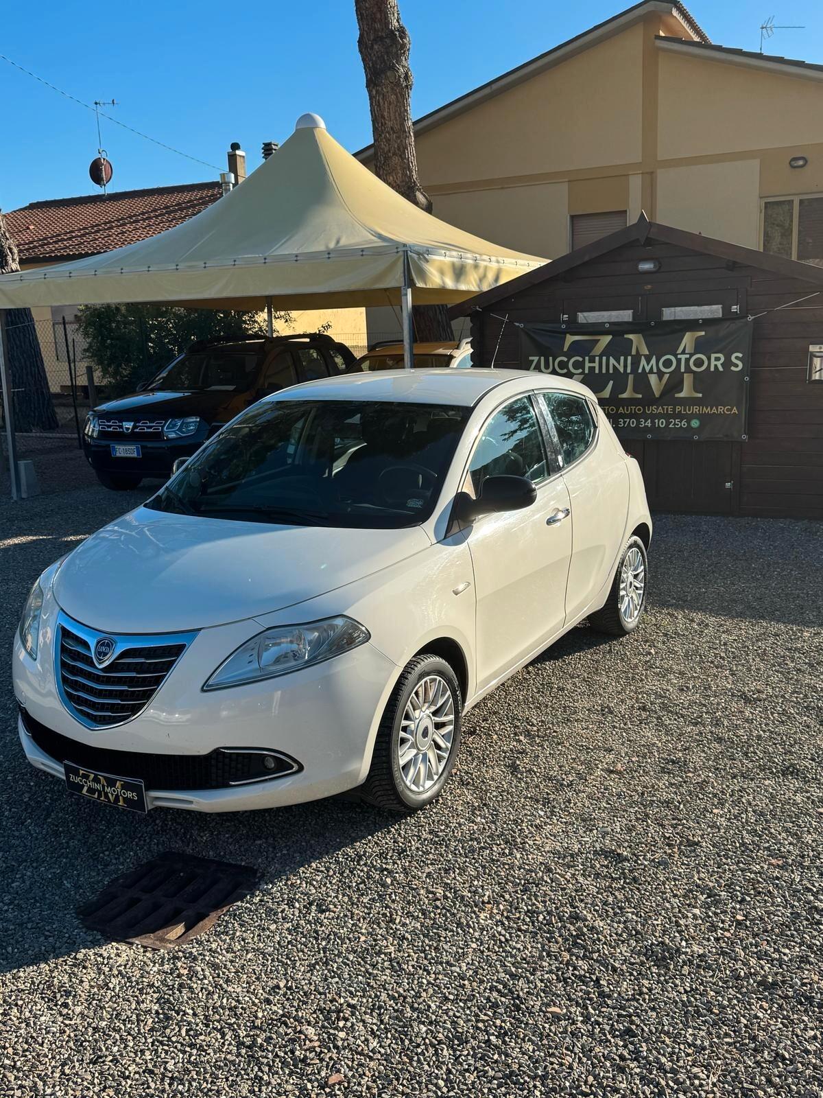 Lancia Ypsilon 1.2 69 CV 5 porte GPL Ecochic Gold