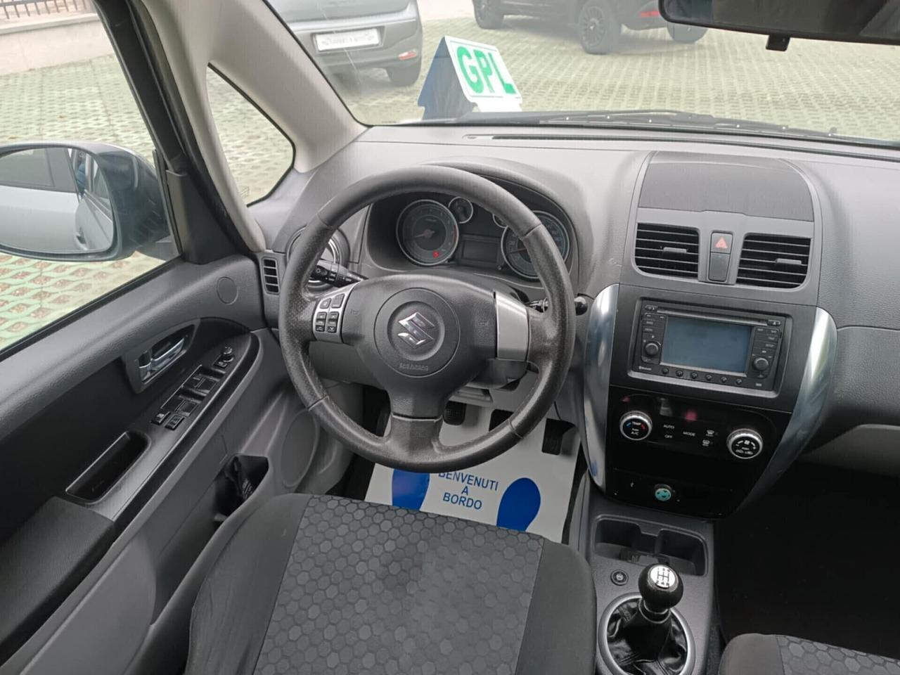 Suzuki SX4 1.6~2011~GPL~4x4