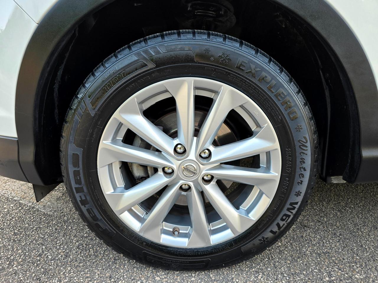 NISSAN QASHQAI RESTYLING CON SOLI 137.000KM NUOVA