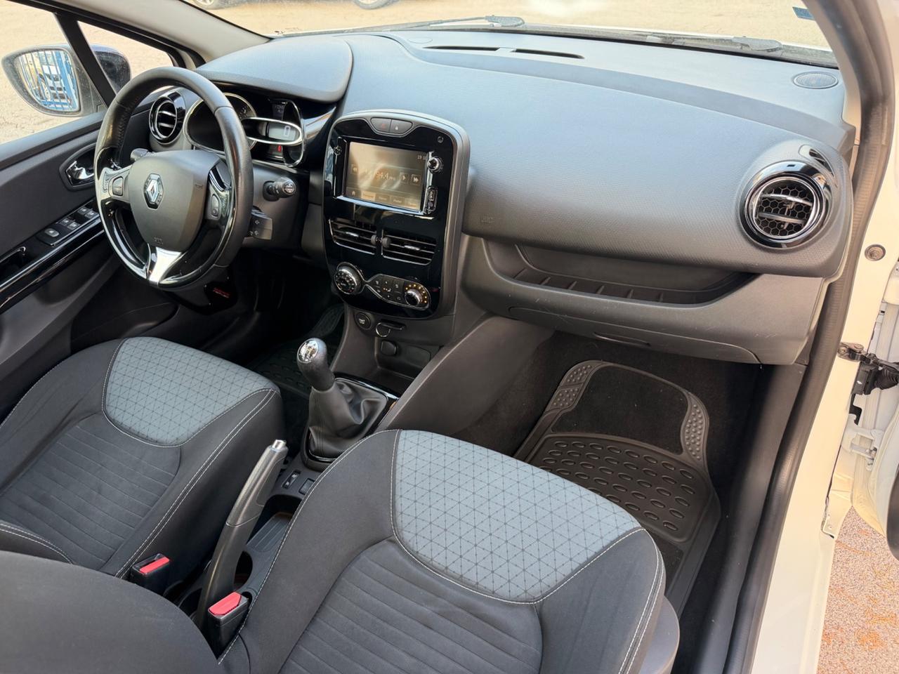Renault Clio 1.5 dCi 8V 90 cv 2013