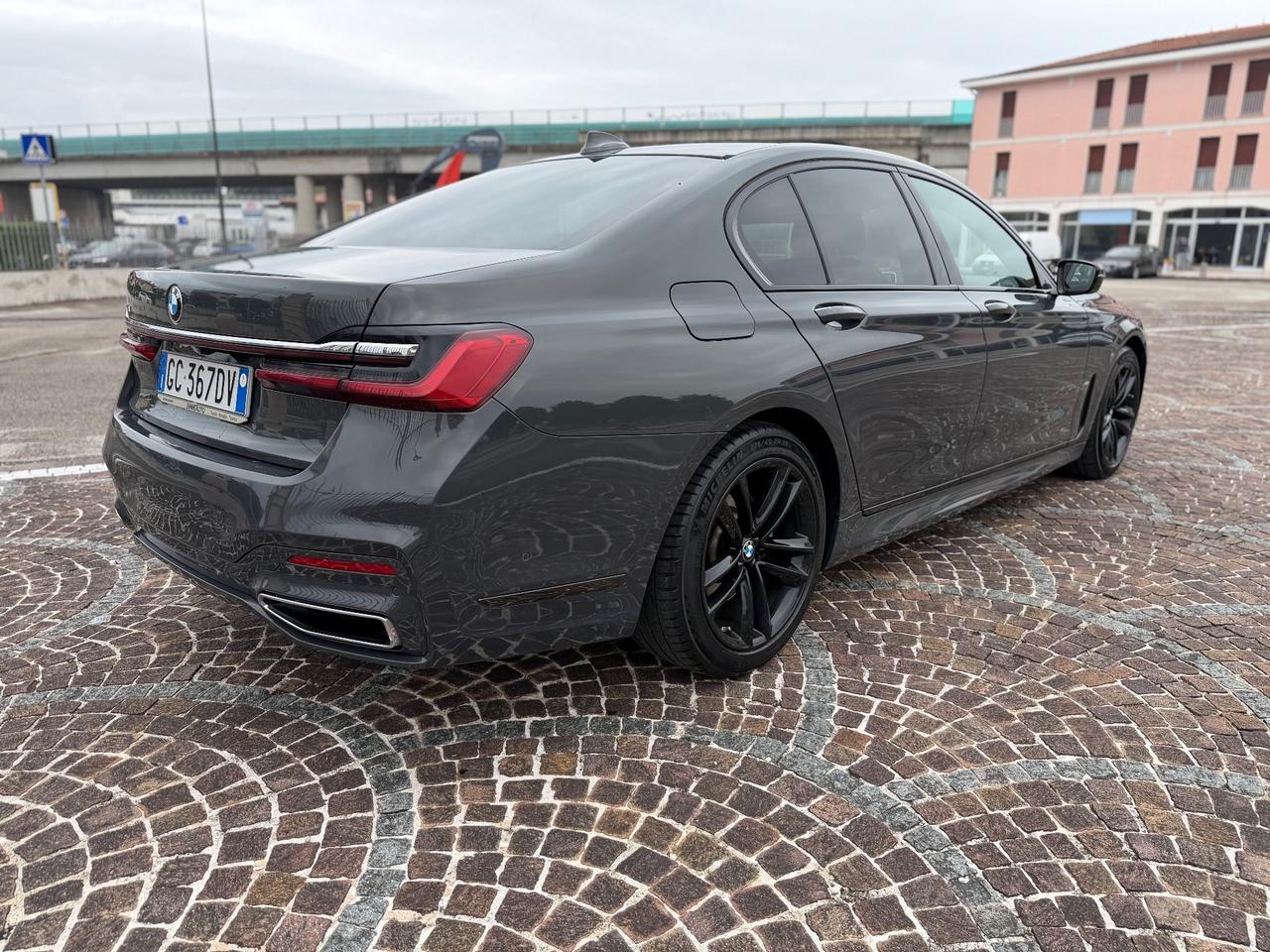 Bmw 730 740d xDrive 48V