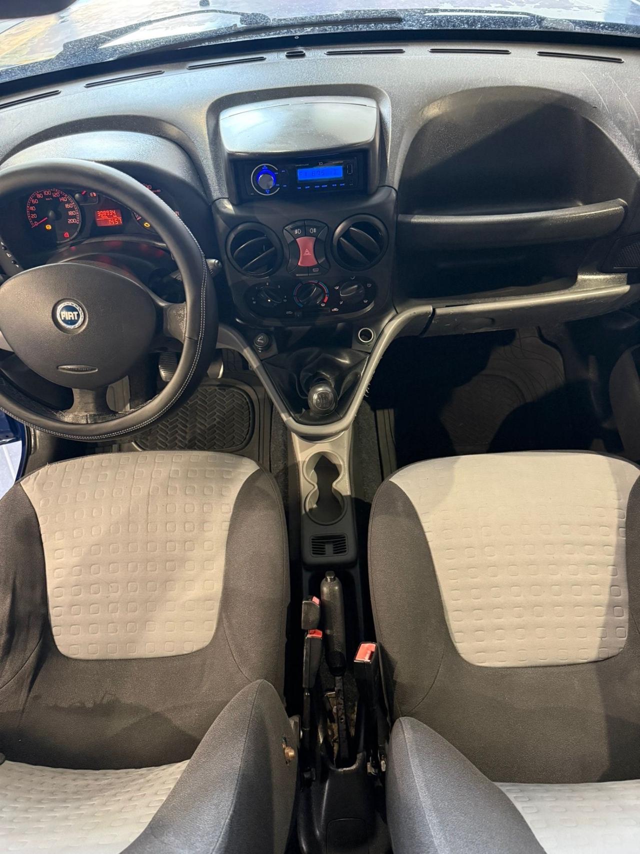 Fiat Doblo 1.9 JTD - 5 POSTI-AUTOCARRO -CONTO VENDITA