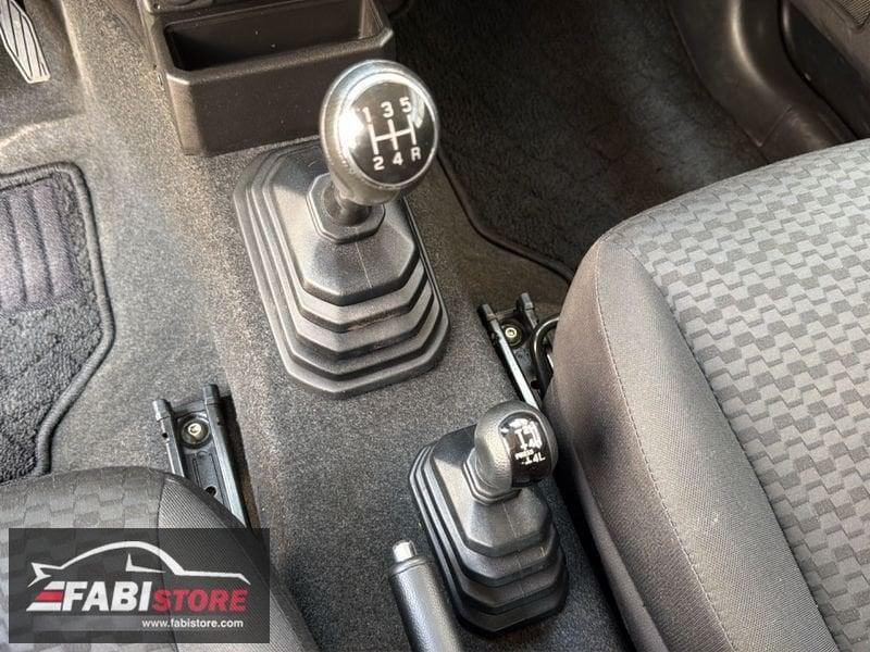 Suzuki Jimny 1.5 AllGrip 102 Cv Top 4WD 4 Posti - Navi, LED, Cruise ecc
