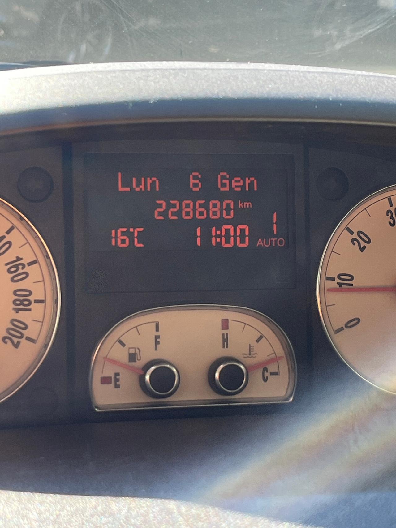 Lancia MUSA 1.4 16V Oro - CAMBIO AUTOMATICO