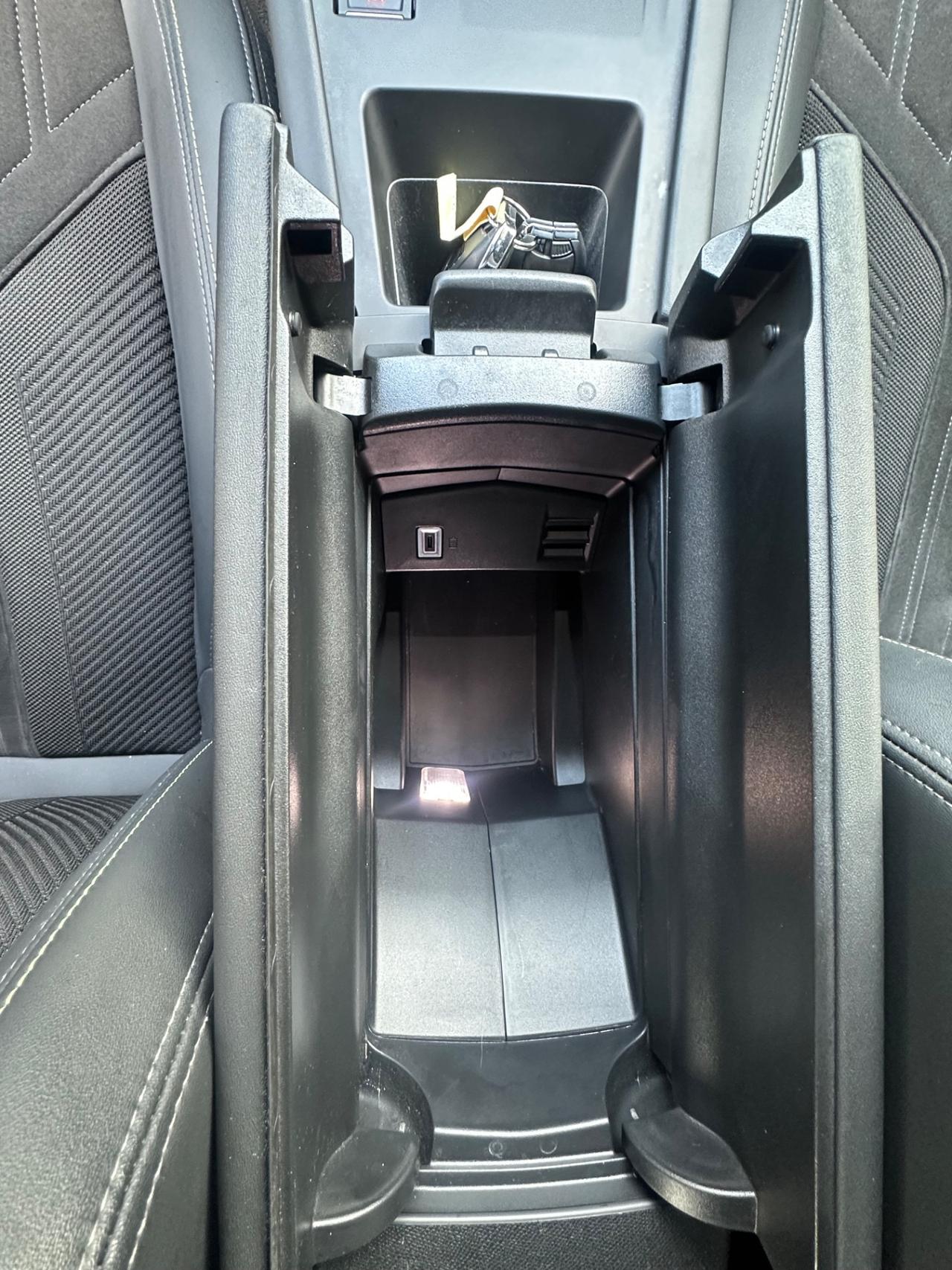 Peugeot 408 PureTech 130 S&S EAT8 GT