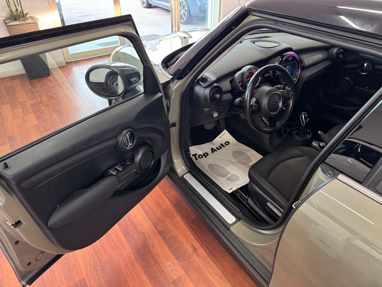 MINI 1.5 COOPER AUT. BUSINESS 5p. - MY20