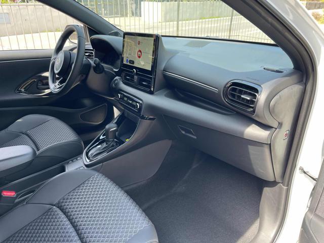 TOYOTA Yaris 1.5 130 Hybrid 5 porte Lounge - NUOVA
