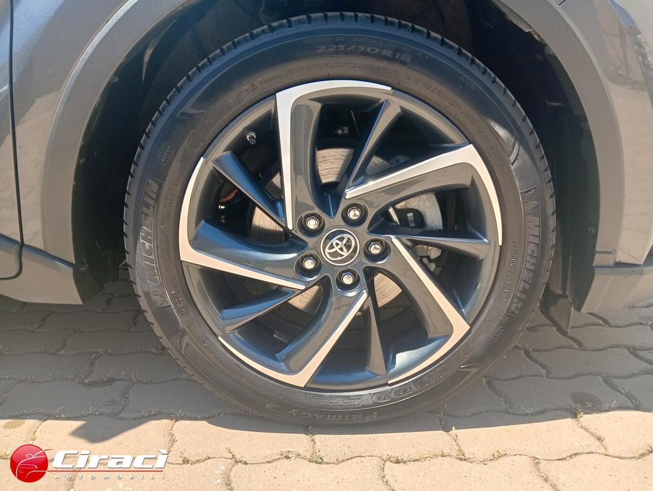 Toyota C-HR 2.0 Hybrid E-CVT Style
