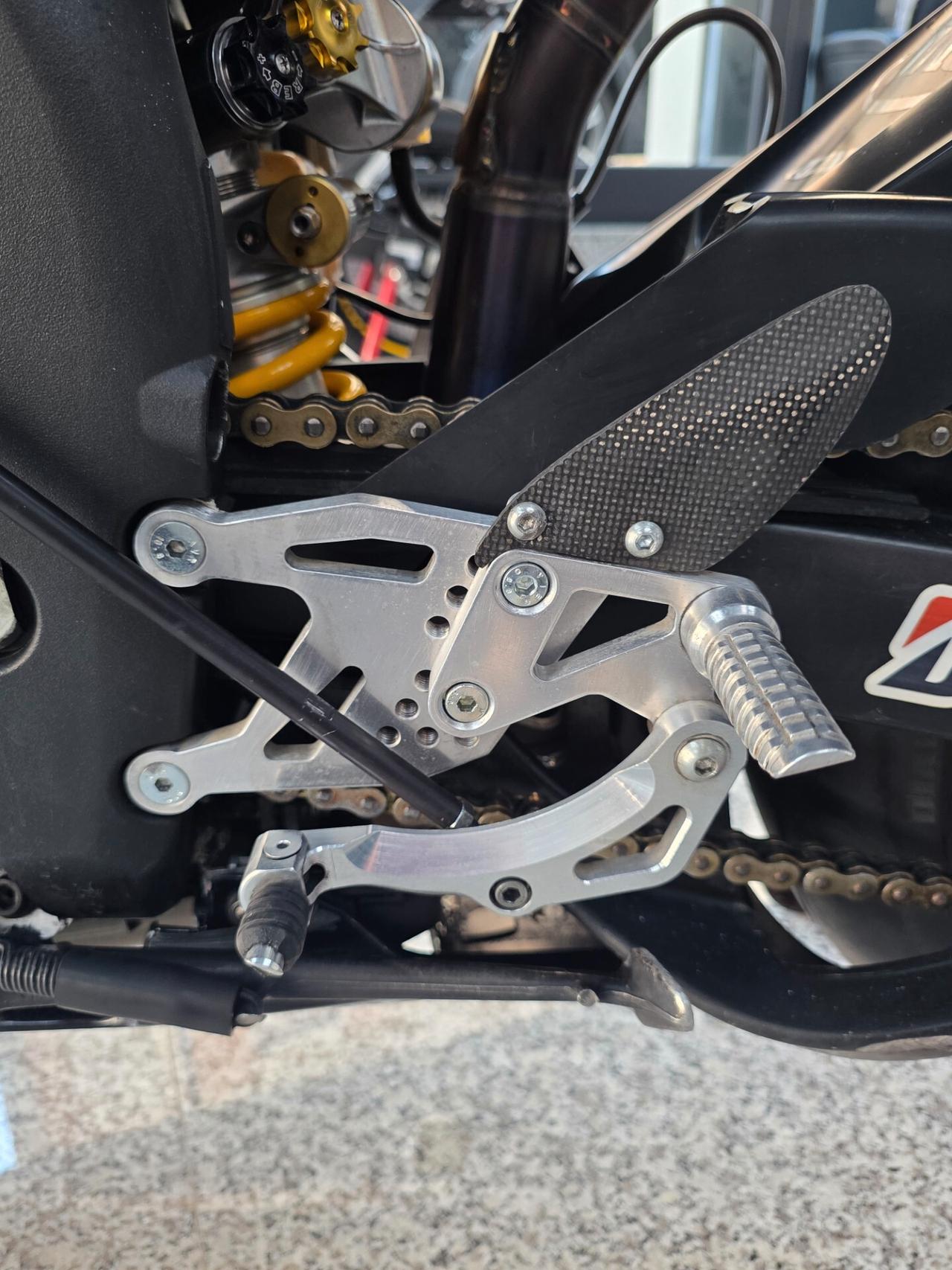 Yamaha YZF R1