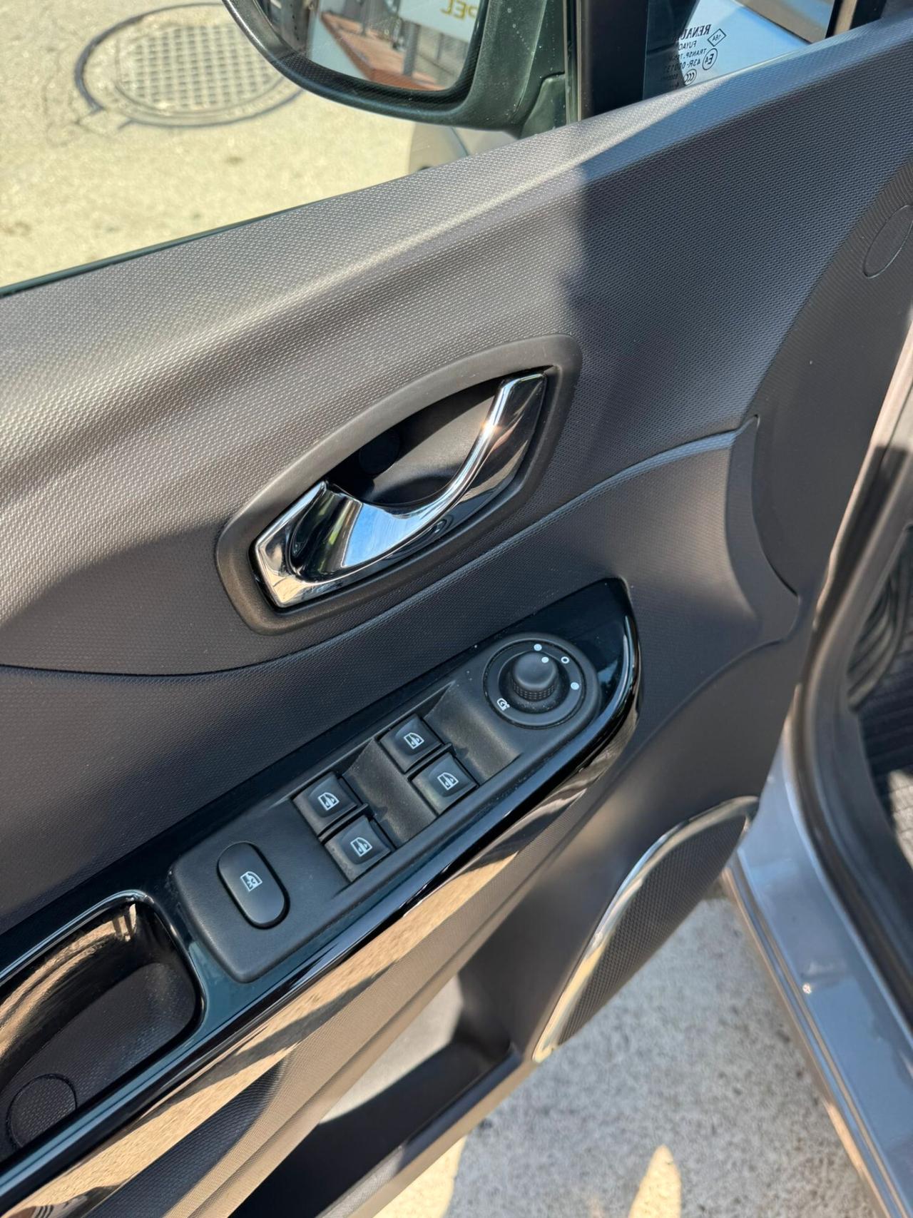 Renault Captur 1.5 90 CV Project Runway