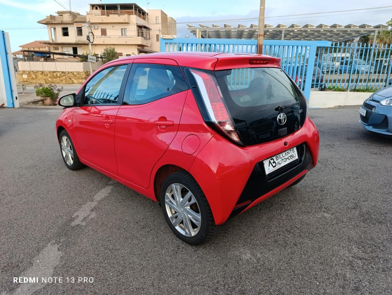 Toyota Aygo 1.0 cc 69 CV 5 porte x-cool 2015
