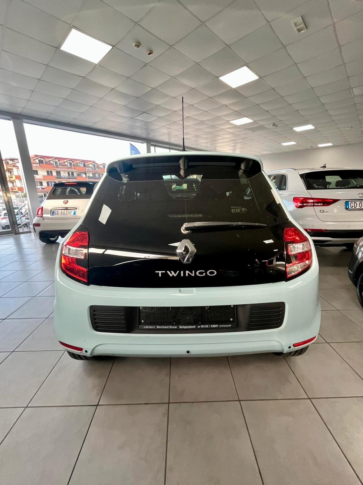 Renault Twingo SCe LIMITED AUTOMATIC