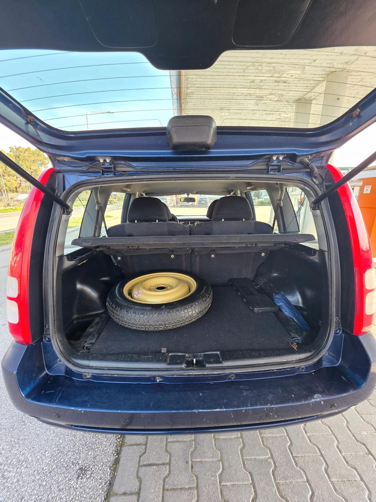 Honda HR-V Neo patentati